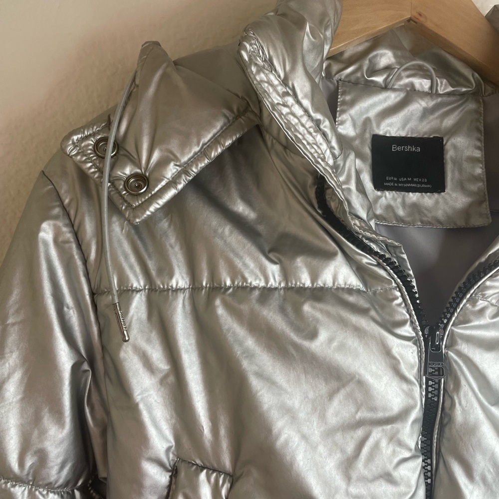 Bershka Metallic Silver Puffer Jacket - Picture 6 of 9